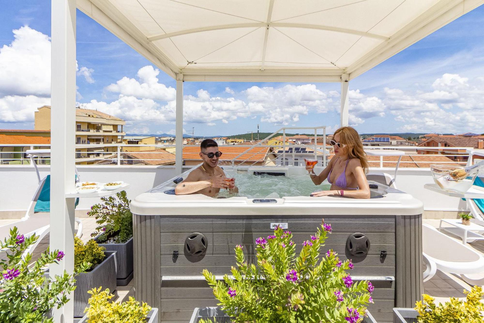 Skyfive Fire Apartment อาลเกโร ภายนอก รูปภาพ
